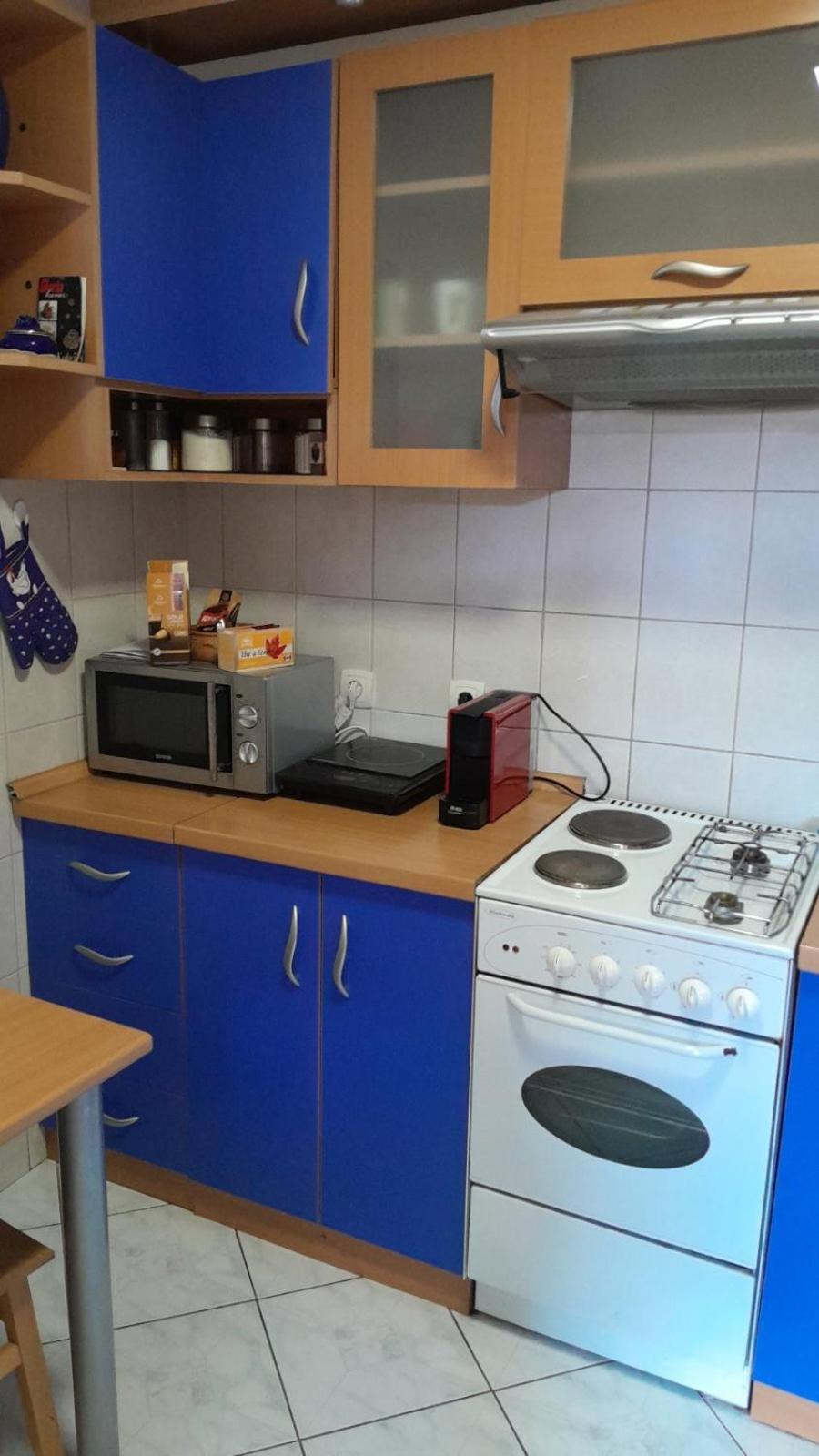 Plavi Apartman Airport Belgrad Exteriör bild