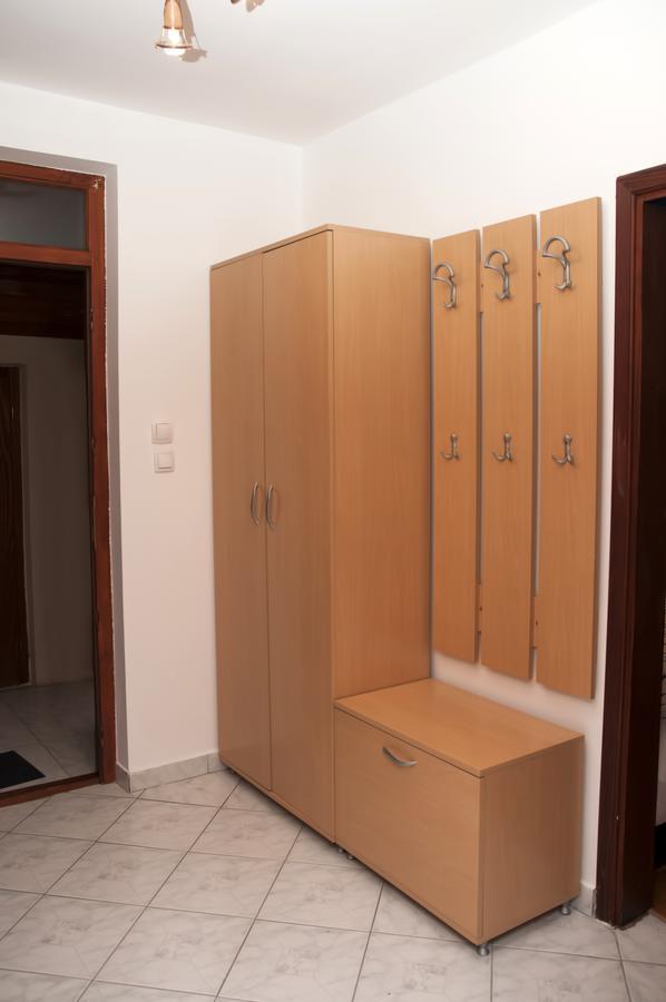 Plavi Apartman Airport Belgrad Exteriör bild